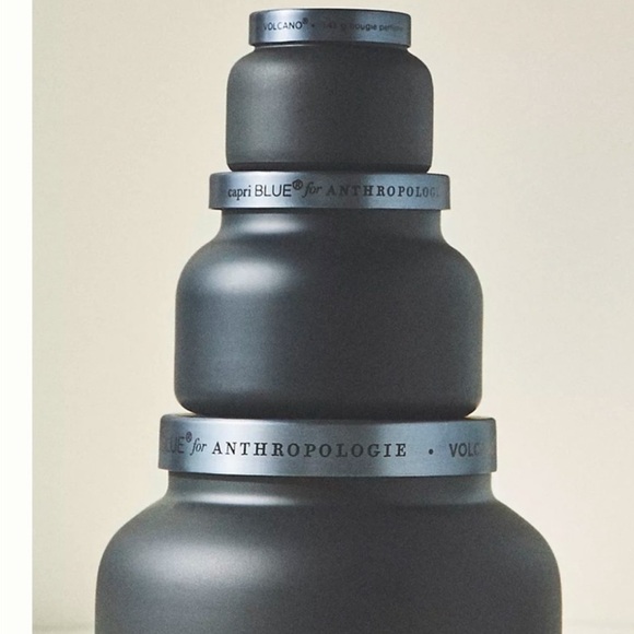 Capri Blue Volcano Candle - Picture 2 of 6